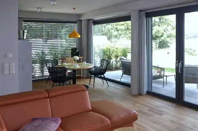 Ein Sitzbereich in der Unterkunft Gerono - Haus am See