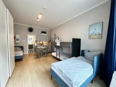 Ein Bett oder Betten in einem Zimmer der Unterkunft fairAPART Studio-Apartment nähe klein Venedig