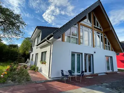Das Gebäude in dem sich die Ferienwohnung befindet