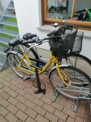 Radfahren an der Unterkunft Ferienwohnung Inselblüte oder in der Nähe