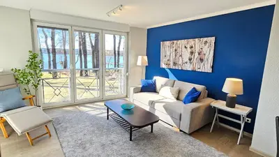 Ein Sitzbereich in der Unterkunft Apartment am See Bad Saarow