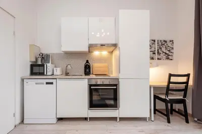 Küche/Küchenzeile in der Unterkunft Schönes Serviced Apartment in Berlin