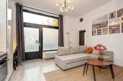 Ein Sitzbereich in der Unterkunft Schönes Serviced Apartment in Berlin
