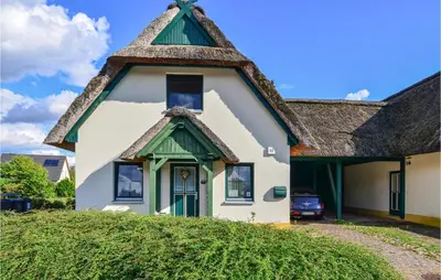 Das Gebäude in dem sich das Ferienhaus befindet