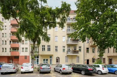 Das Gebäude in dem sich die Ferienwohnung befindet