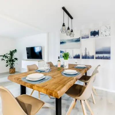 Ferienhaus Waldgeflüster 70 QM I überdachte Terrasse I 2 Schlafzimmer I Strandnah