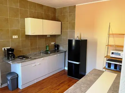 Küche/Küchenzeile in der Unterkunft FEWO1-1 Zim Apart-4 Bett-Küche-Dusche WC-Parkplatz