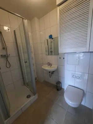 Ein Badezimmer in der Unterkunft FEWO1-1 Zim Apart-4 Bett-Küche-Dusche WC-Parkplatz