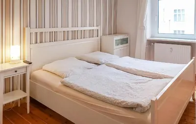 Ein Bett oder Betten in einem Zimmer der Unterkunft 1 Bedroom Gorgeous Apartment In Berlin