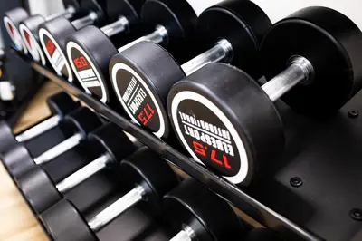 Das Fitnesscenter und/oder die Fitnesseinrichtungen in der Unterkunft LOGINN Hotel Berlin Airport