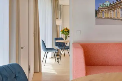 Ein Sitzbereich in der Unterkunft Elisapart - Apartments am Sommerschloss
