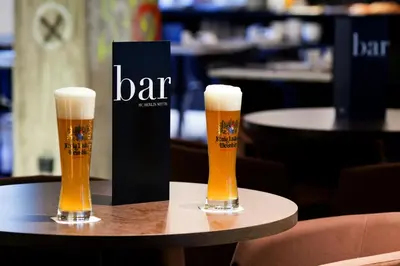 Lounge oder Bar in der Unterkunft Catalonia Berlin Mitte
