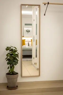 Ein Bett oder Betten in einem Zimmer der Unterkunft Spacious apartment in Hemholtzkiez Prenzlauer Berg for 8 People Hiddenseer