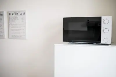 TV/Unterhaltungsangebot in der Unterkunft Spacious Apartment in Berlin Mitte for 6