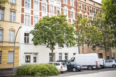Das Gebäude in dem sich die Ferienwohnung befindet