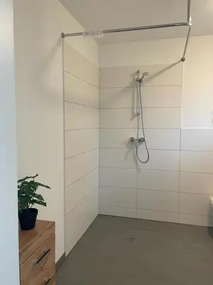 Ein Badezimmer in der Unterkunft Gästehaus Hoppegarten