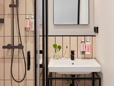 Ein Badezimmer in der Unterkunft Numa Berlin Novela