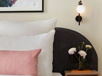 Ein Bett oder Betten in einem Zimmer der Unterkunft Numa Berlin Novela