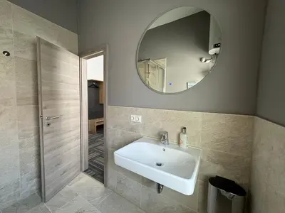 Ein Badezimmer in der Unterkunft Hotel Bregenz