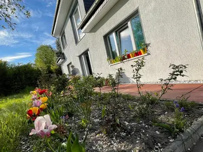 Ein Garten an der Unterkunft Villa DADA