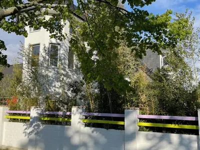 Ein Garten an der Unterkunft Villa DADA