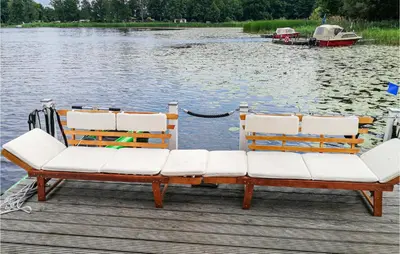 Blick auf einen Fluss in der Nähe des Bootes