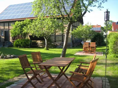 Ein Garten an der Unterkunft Storchenblick