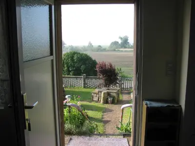 Ein Garten an der Unterkunft Bungalow in Altglietzen für 2 Personen und 1 Kind bis 6 Jahren
