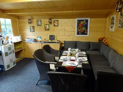 Ein Sitzbereich in der Unterkunft Ferienanlage Waschbär Country