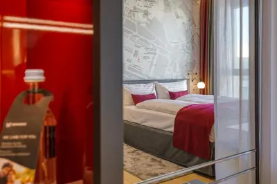 Ein Bett oder Betten in einem Zimmer der Unterkunft IntercityHotel Berlin Airport BER Terminal 1 & 2