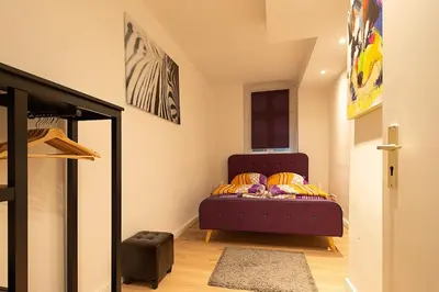 Ein Bett oder Betten in einem Zimmer der Unterkunft TOP SPOT - KREUZBURG CENTRAL THE PLACE TO BE !