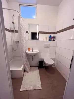Ein Badezimmer in der Unterkunft Pension Thomas Rooms