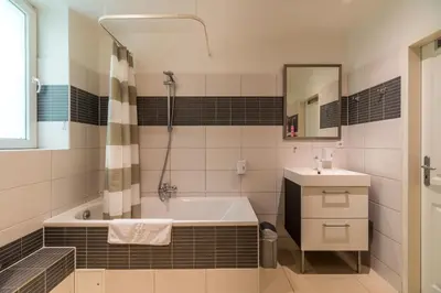 Ein Badezimmer in der Unterkunft Urban Duplex Kreuzberg
