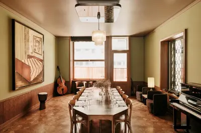Ein Sitzbereich in der Unterkunft Boutique Hotel Château Royal