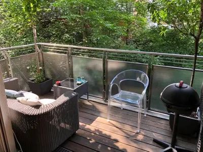 Ein Balkon oder eine Terrasse in der Unterkunft Best Apartment in the Center of Berlin with Big Terrace
