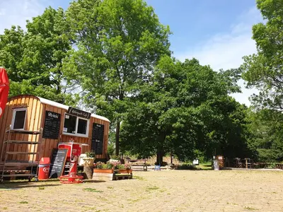 Ein Garten an der Unterkunft Bensdorfer Mühle - Auszeit in Brandenburg