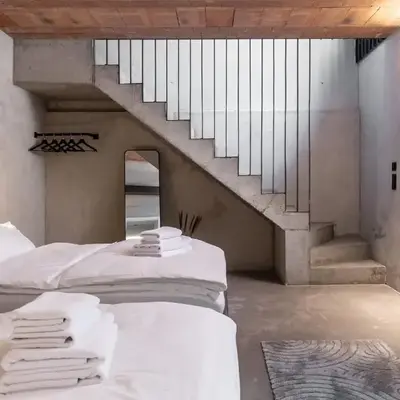 Concrete Loft Duplex -40sqm- near Antonplatz