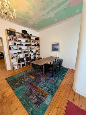 Grundriss der Unterkunft Schönes Loft mit Kamin in Mitte Gesundbrunnen