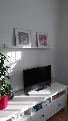 TV/Unterhaltungsangebot in der Unterkunft Auftanken im Grünen _ just4you_b.Berlin