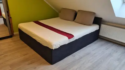 Ein Bett oder Betten in einem Zimmer der Unterkunft Helles Apartment in Berlin-Mariendorf