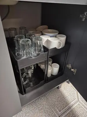 Kaffee-/Teezubehör in der Unterkunft Montage Wohnung zum Walnussbaum Deutschhof