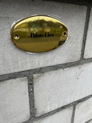 Ein Zertifikat, Auszeichnung, Logo oder anderes Dokument, das in der Unterkunft Haus Lies ausgestellt ist