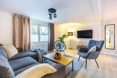 TV/Unterhaltungsangebot in der Unterkunft Ferienhaus Seeliebe 70 QM I 2 Schlafzimmer I 5 min zum See I überdachte Terrasse I nahe Werbellinsee