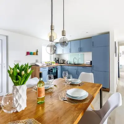 Ferienhaus Seeliebe 70 QM I 2 Schlafzimmer I 5 min zum See I überdachte Terrasse I nahe Werbellinsee