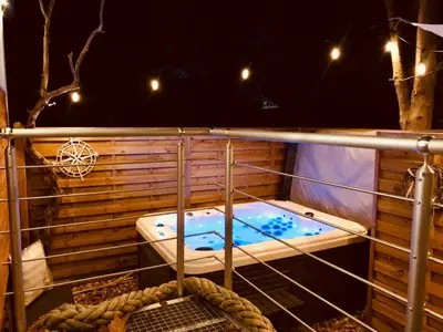 Grundriss der Unterkunft Zirkuswagen mit Outdoor Whirlpool und Garten