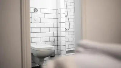 Ein Badezimmer in der Unterkunft Boxi Jungle House - unique in Friedrichshain - 3BR