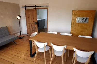 Ein Sitzbereich in der Unterkunft Roter Hirsch