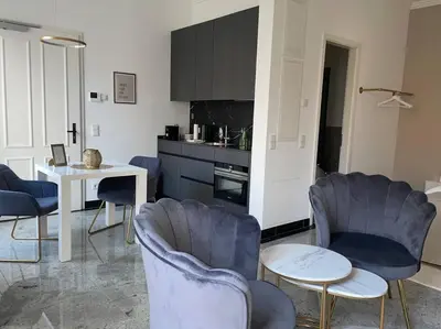 Küche/Küchenzeile in der Unterkunft Luxuriöses Studio mit privatem Zugang zum See