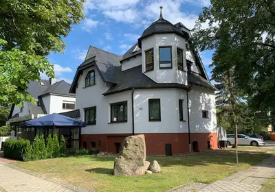 Das Gebäude in dem sich das Hotel befindet