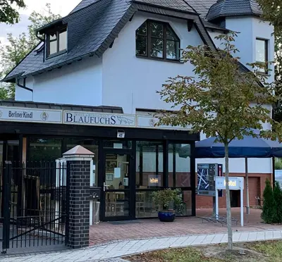 Das Gebäude in dem sich das Hotel befindet